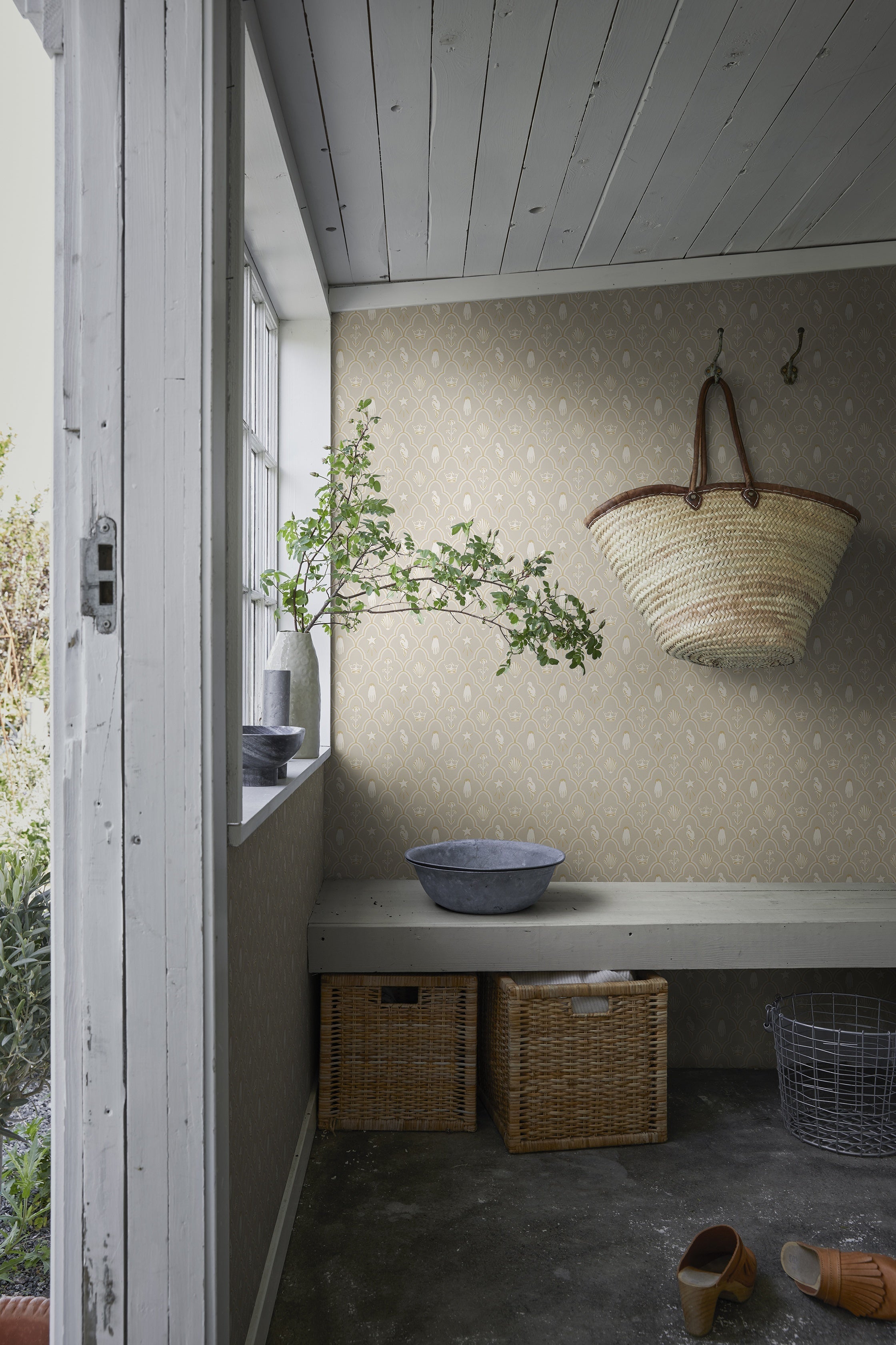 Turtledove - Barn Grey