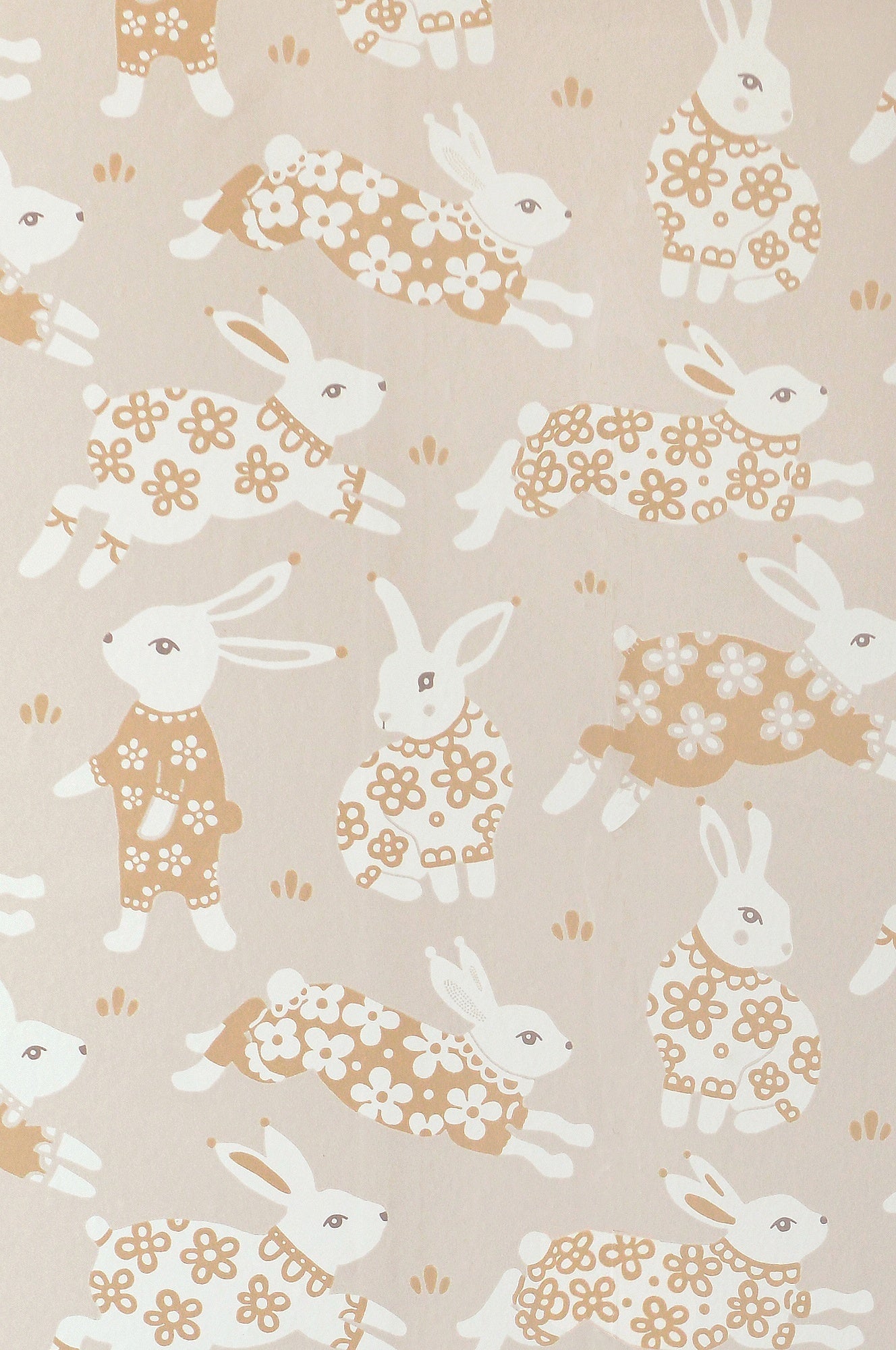 Garden Party - Sandy Grey