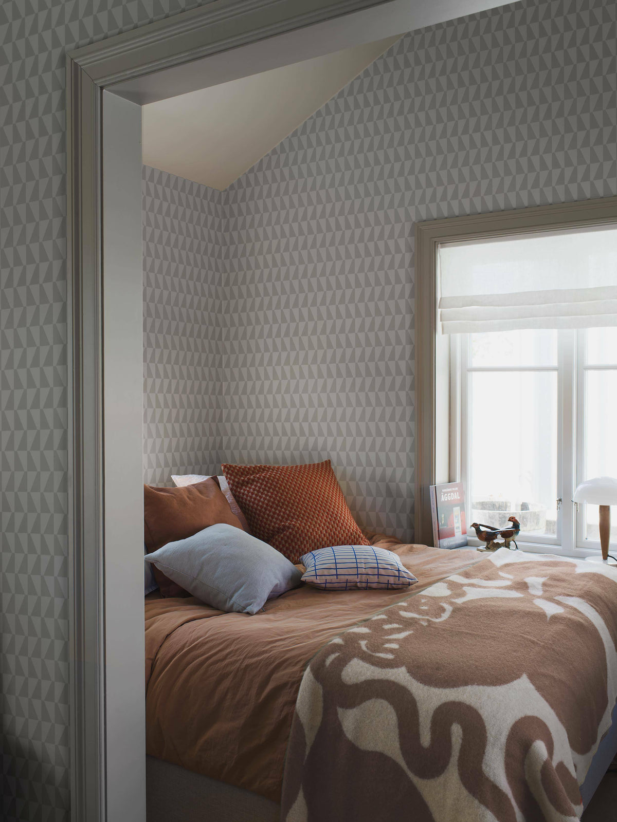Arne Jacobsen - Trapez - Grey