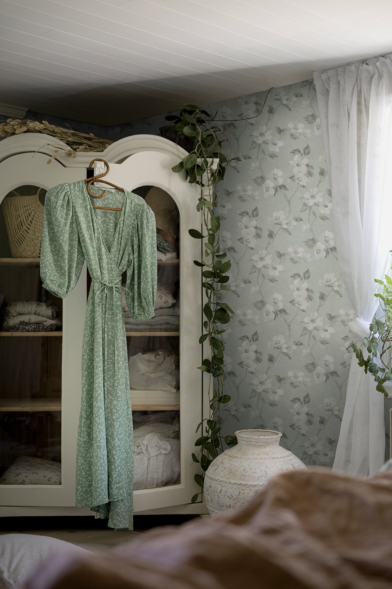 Helen’s Flower - Green