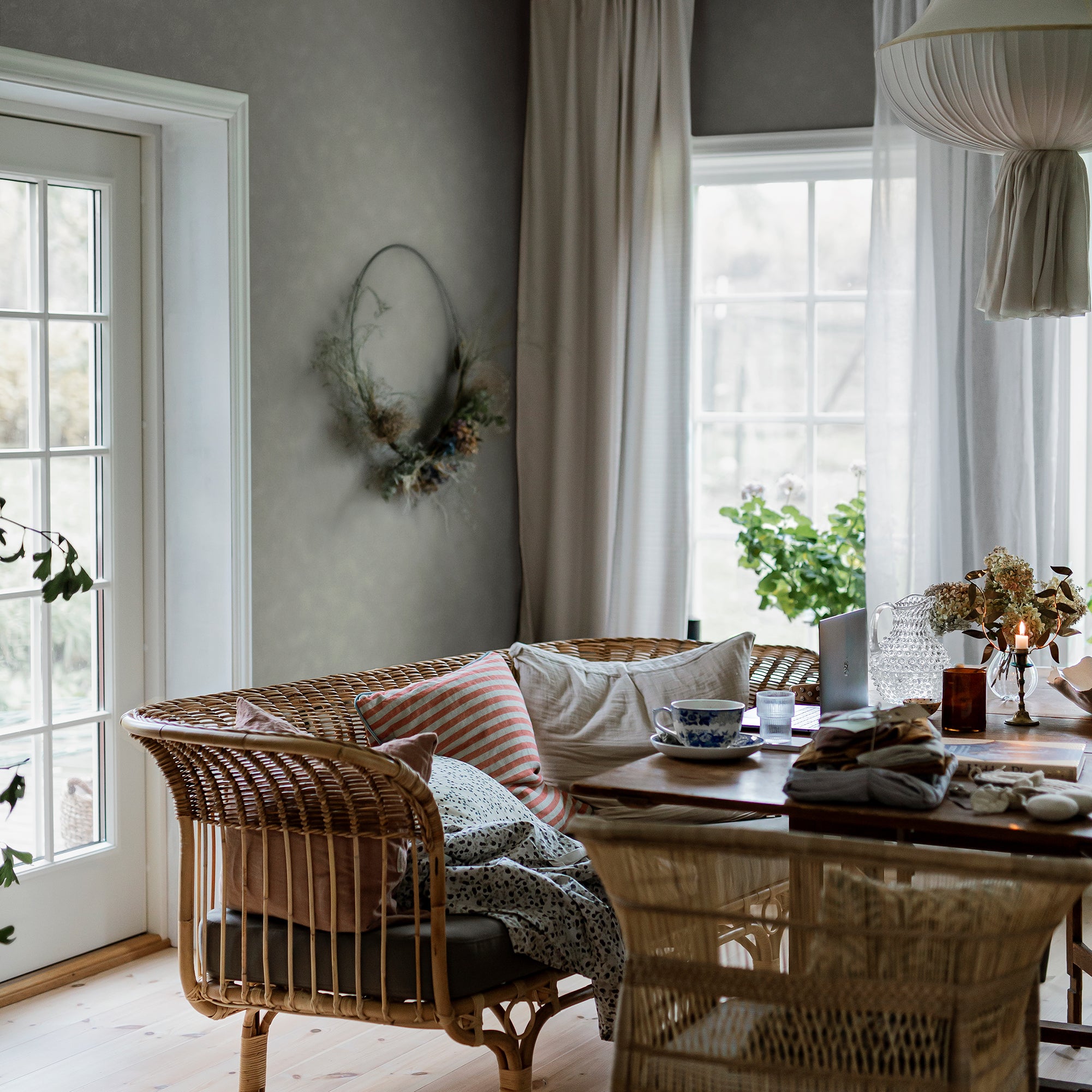 Painter’s Wall - Grey/green