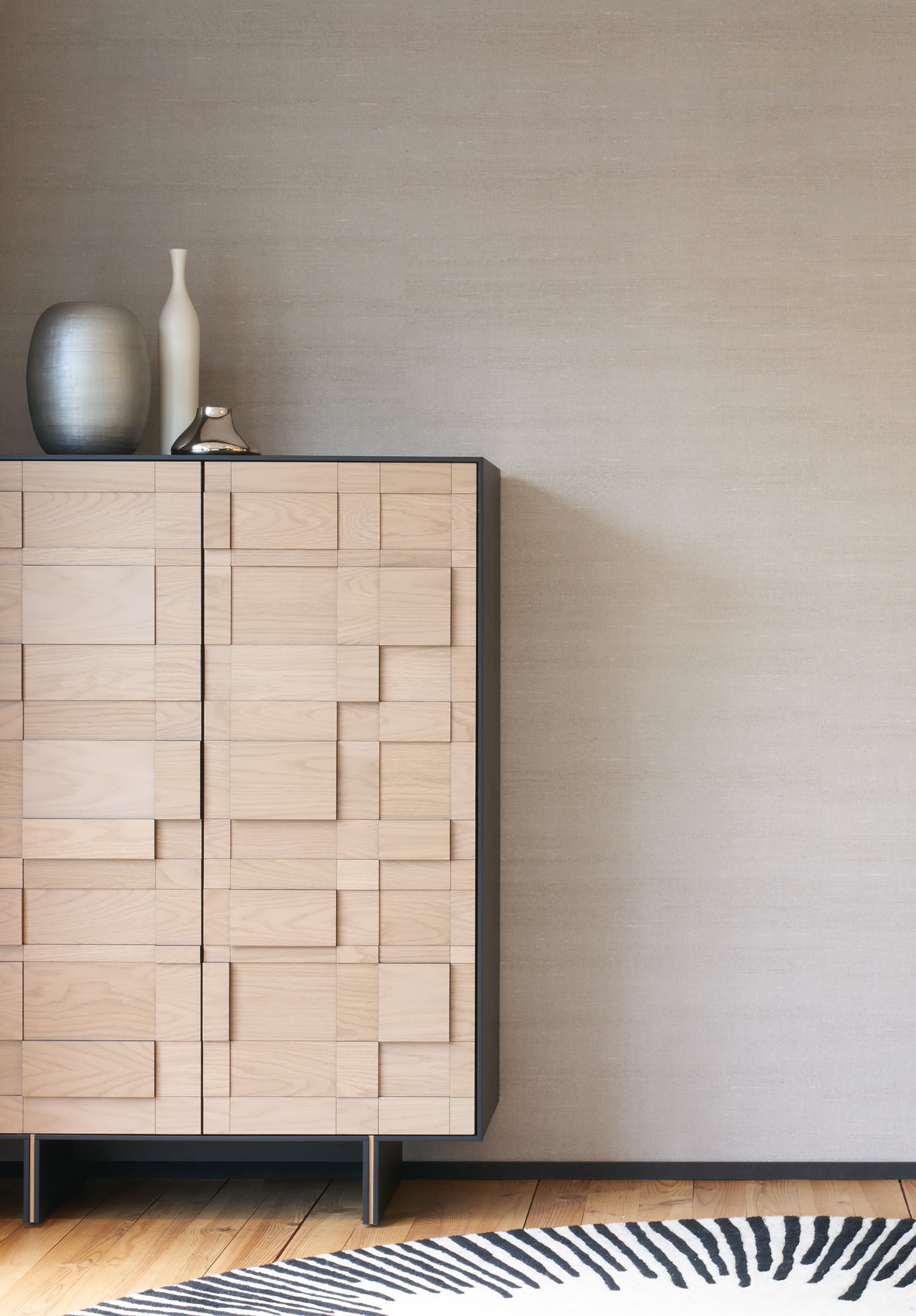 Latus - Elephant Grey