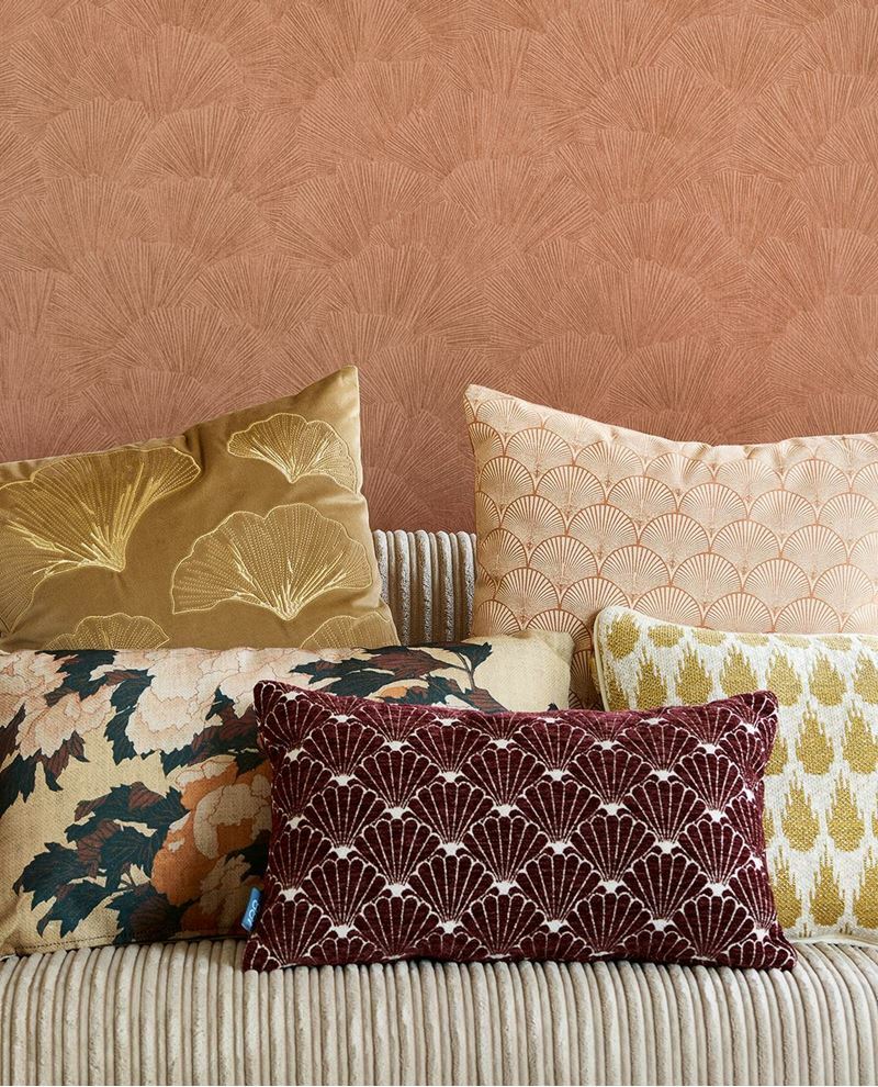 Ginkgo Leaves - Brown/Red