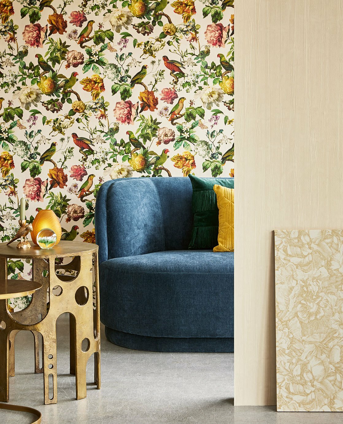 Flowers and Parrots - Off-white