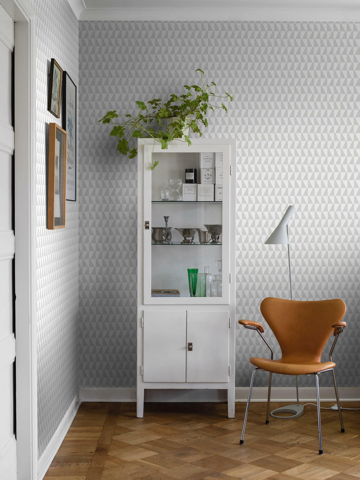 Arne Jacobsen - Trapez - Grey