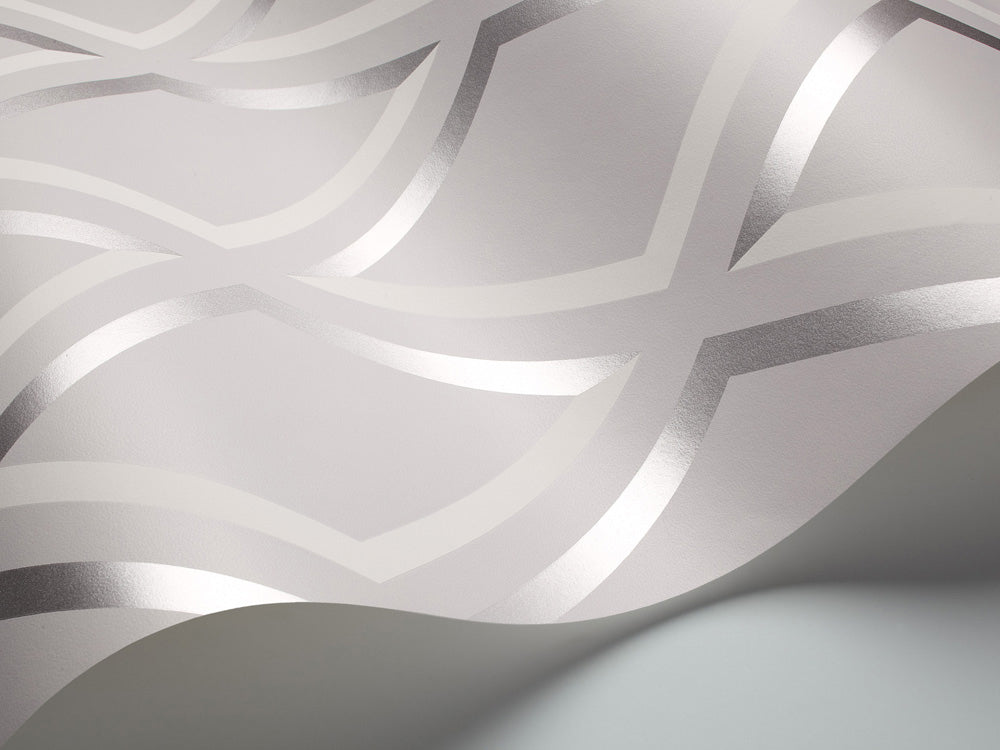 Pompeian - Silver & White on Lilac Grey
