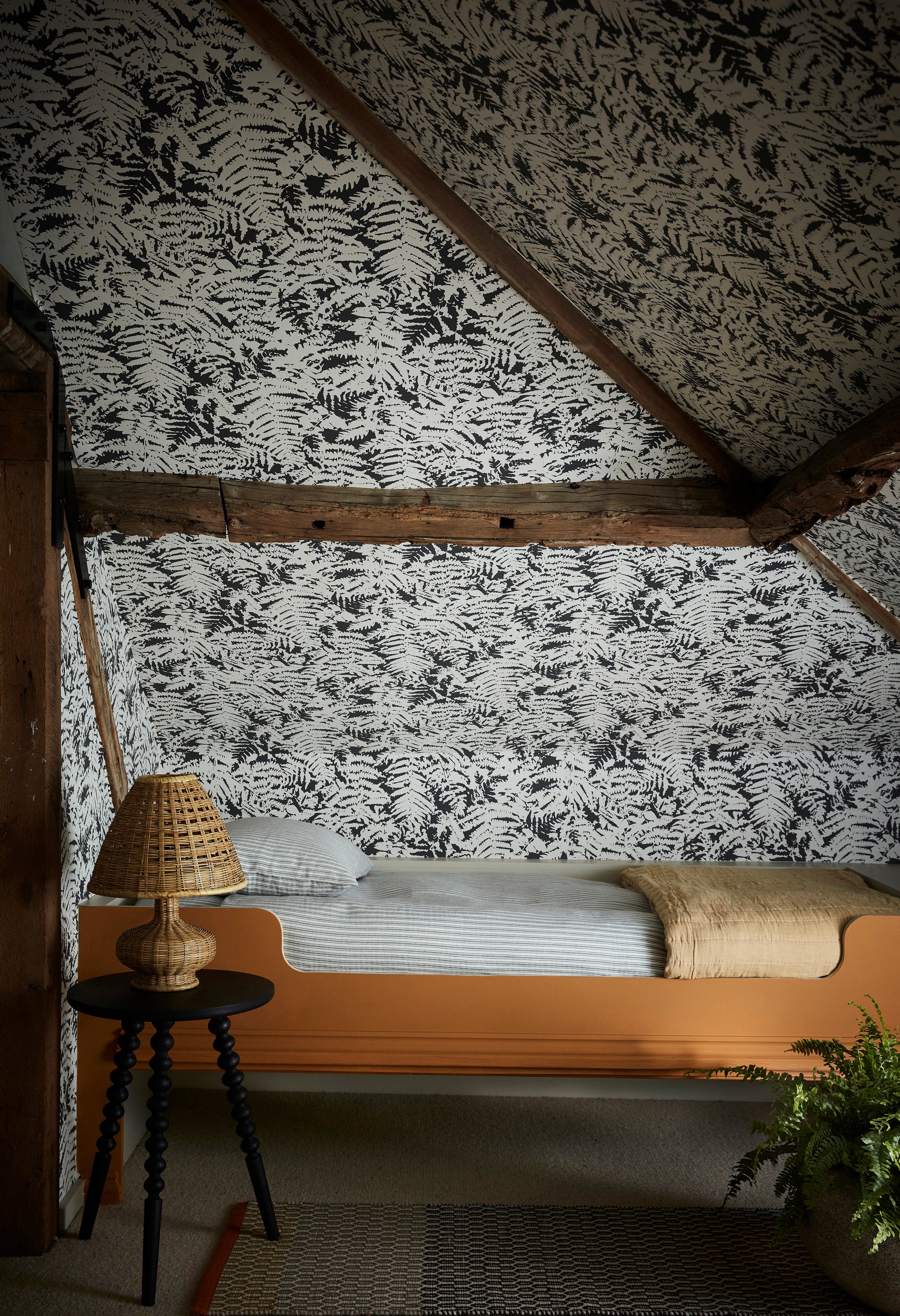 Little Greene - Middle Buff