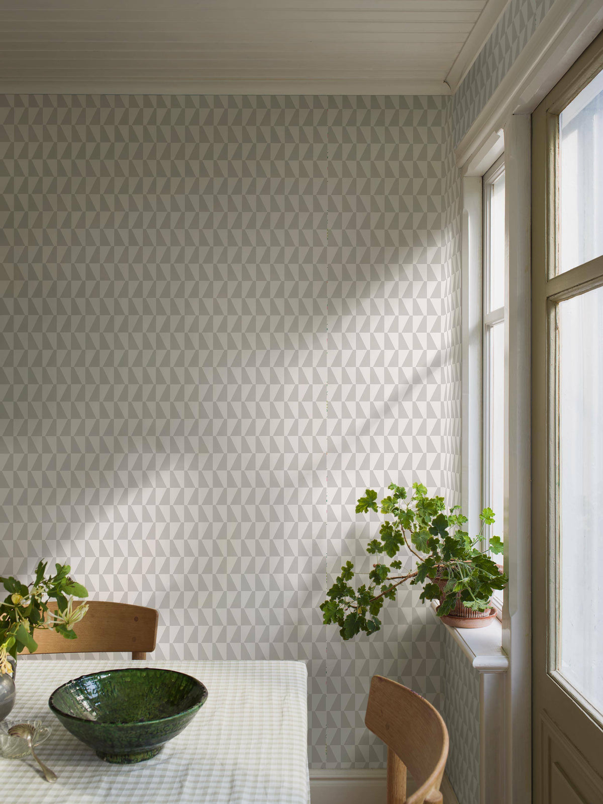 Arne Jacobsen - Trapez - Grey