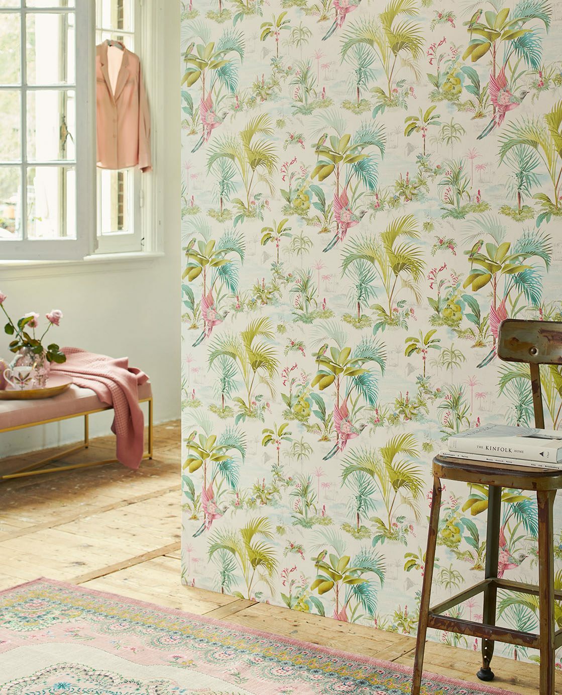 Palm Scene - White