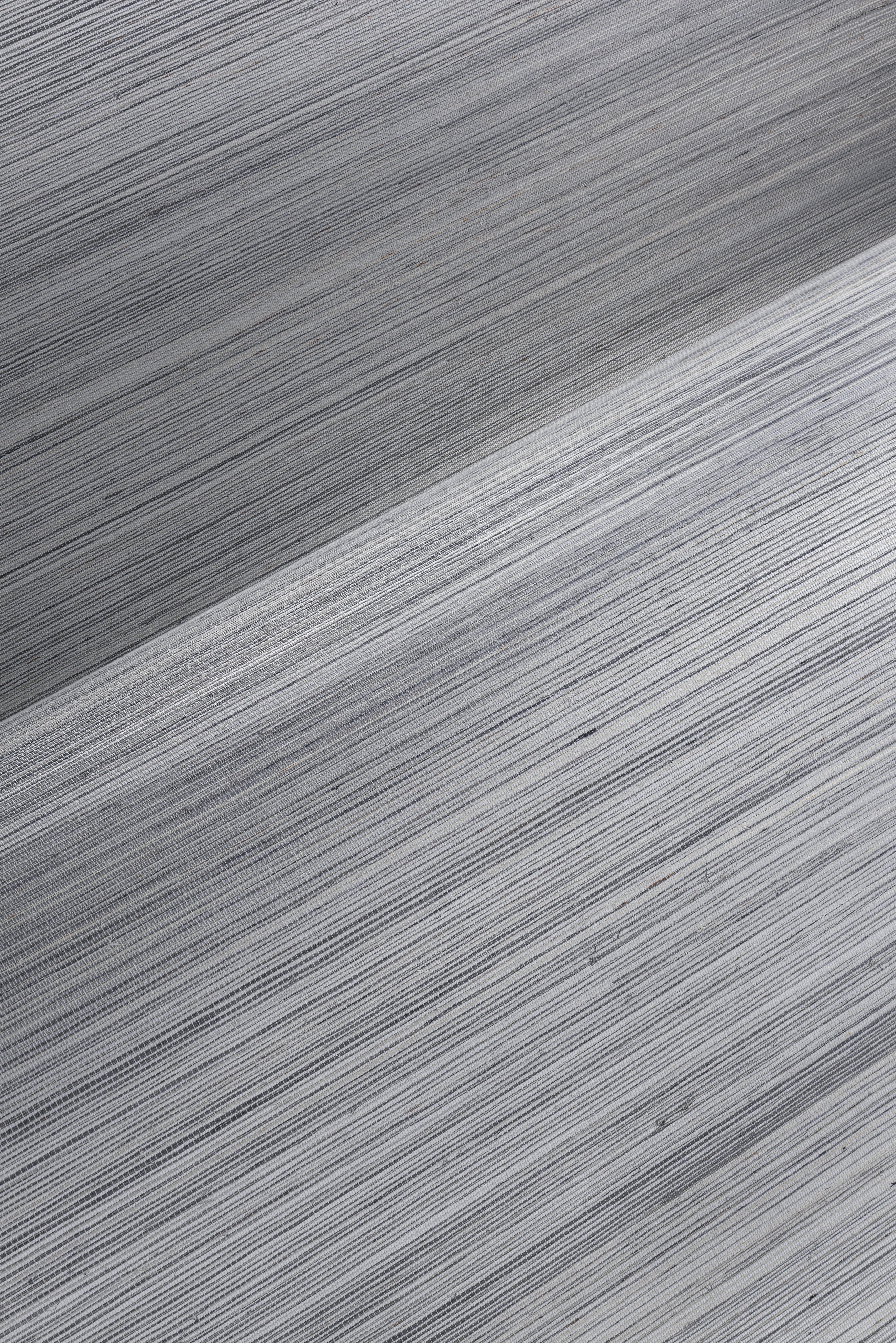Line - Silver Shadow
