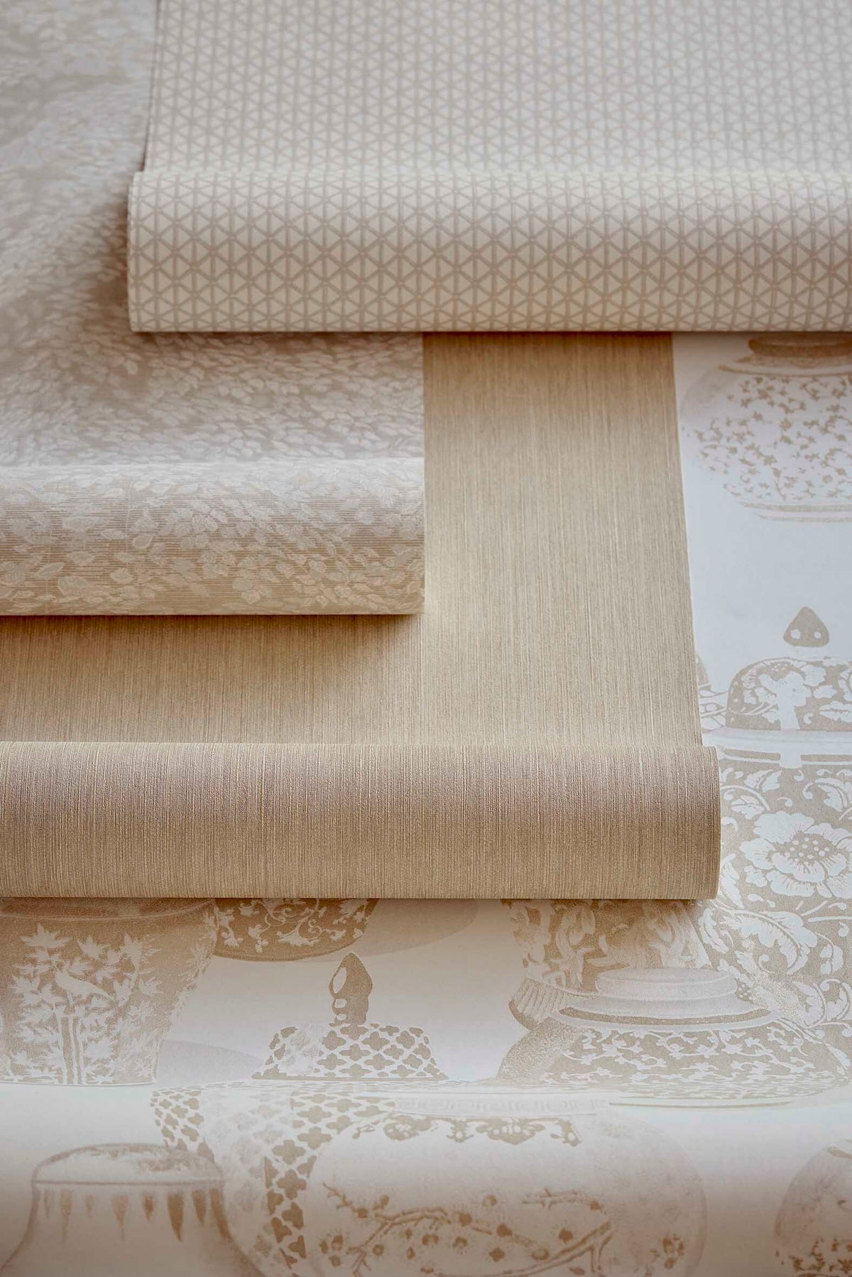 Lustre - Cream