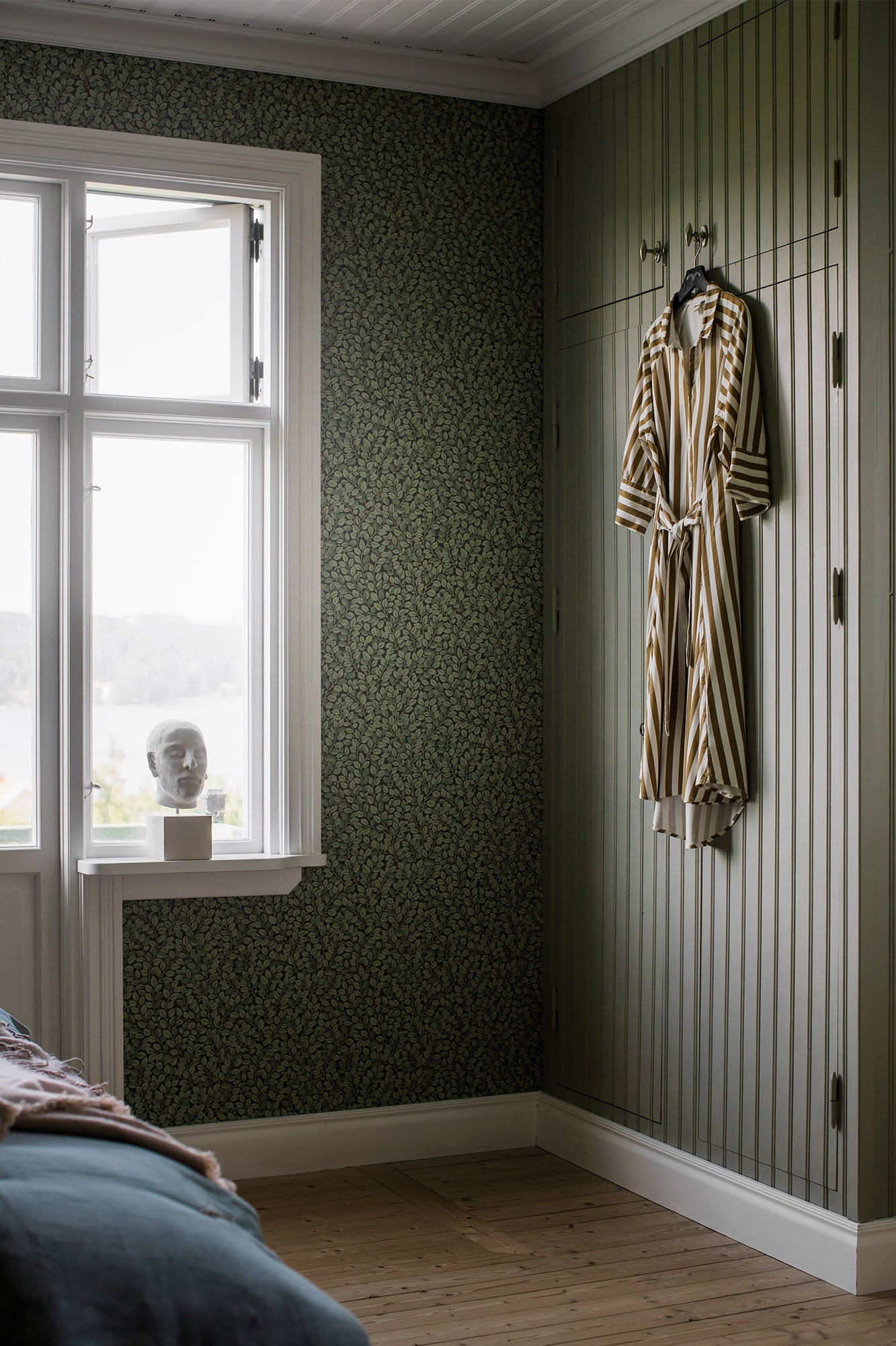 Hazel - Green